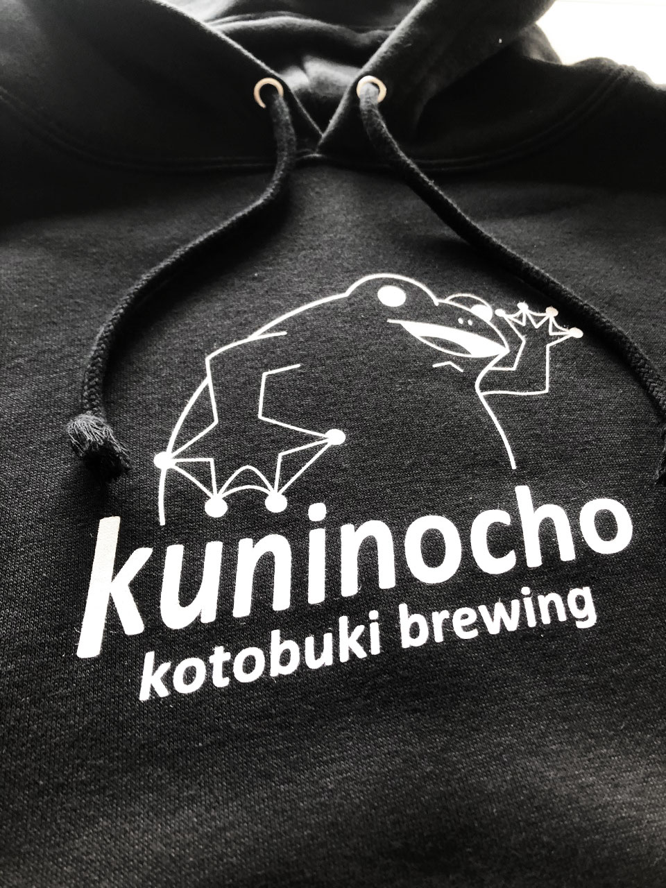 カエルロゴ・オリジナルパーカー発売開始。M/L/XL各サイズ限定20枚