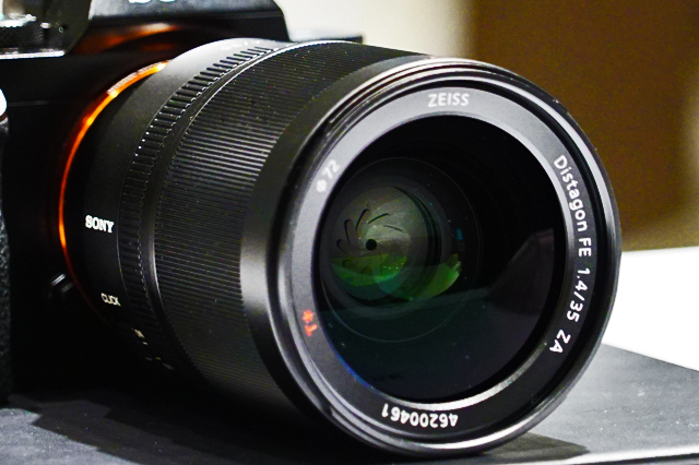 ソニーストアで、Distagon T* FE 35mm F1.4 ZA 「SEL35F14Z」を触って