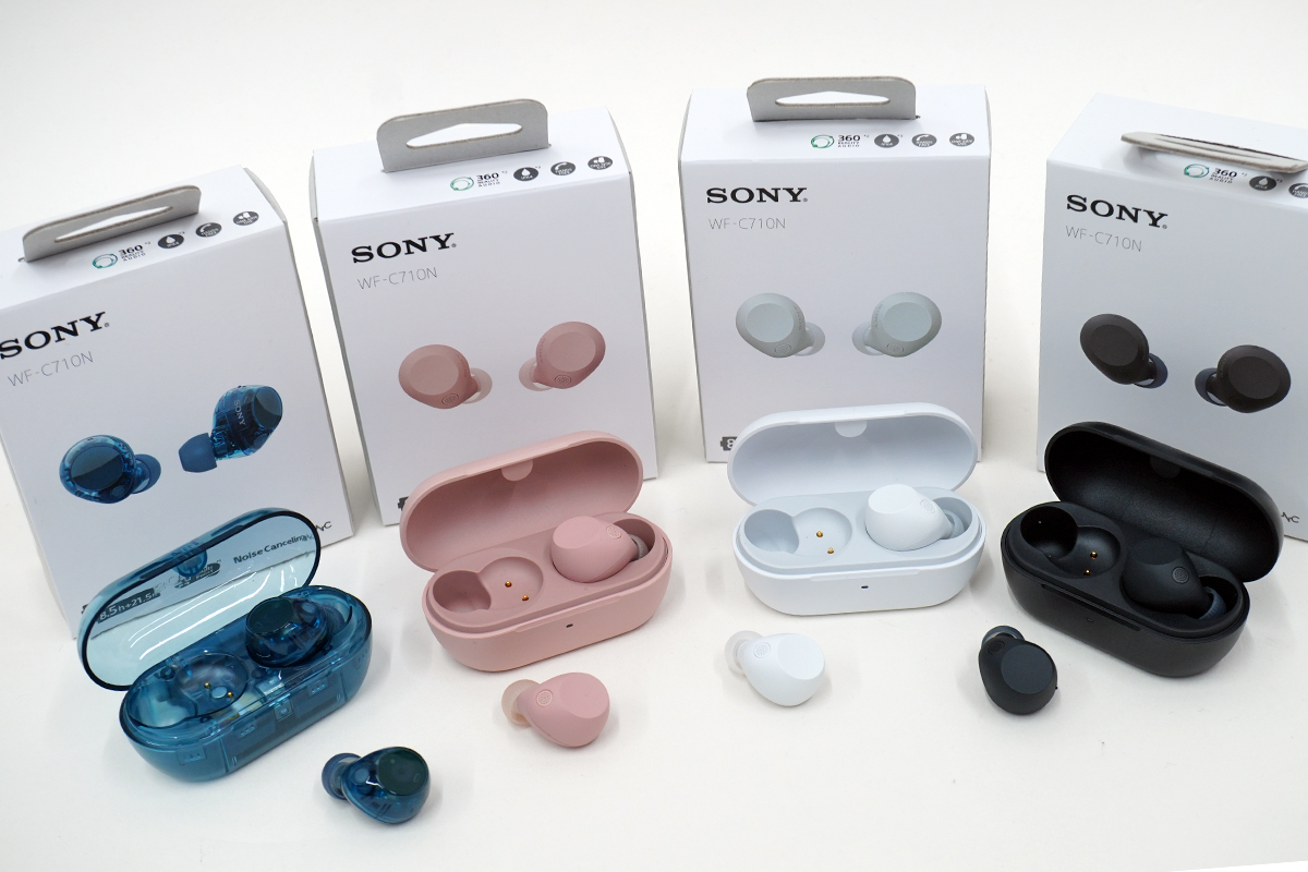 スケルトン仕様のグラスブルーの ワイヤレスノイズキャンセリング