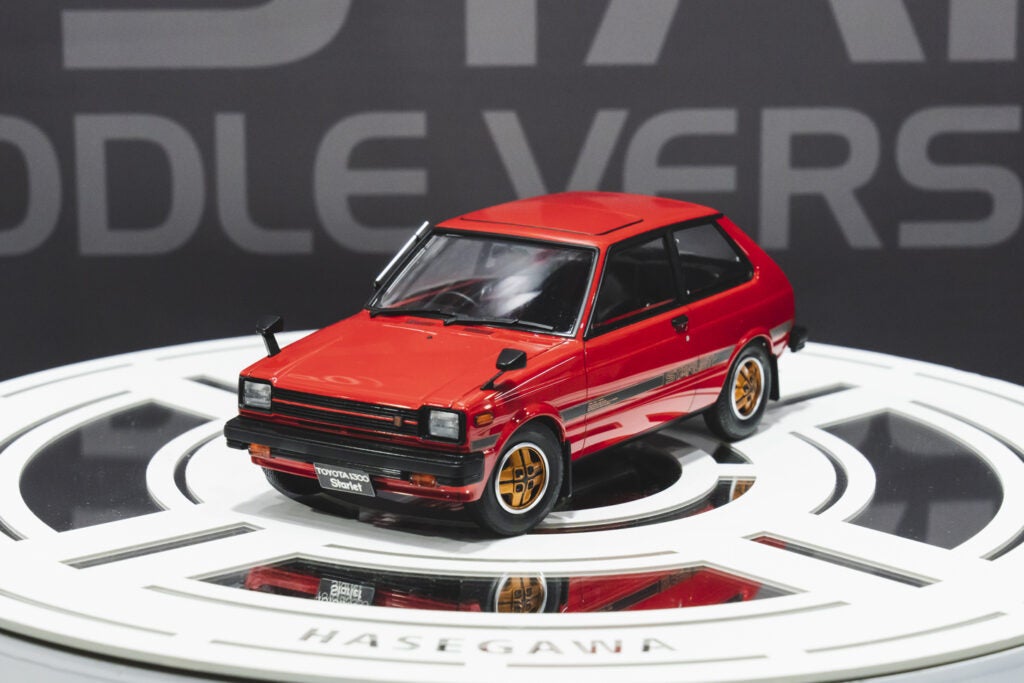 ハセガワ、最後の国産FRハッチバック「トヨタ スターレット KP61」を