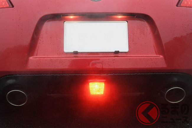 視界良いのに「フォグランプ点灯」違反になる？ よくみる「フォグ＋