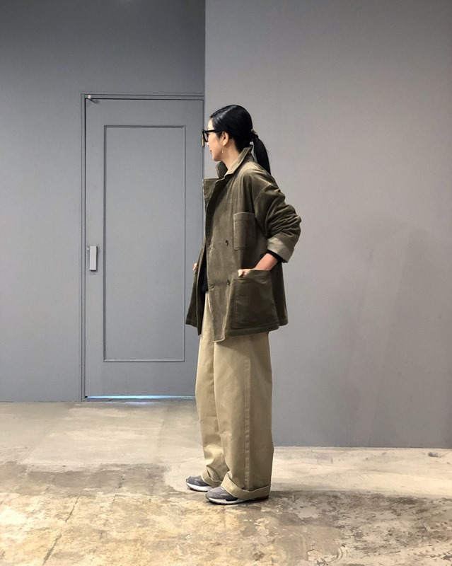 メンズライクな太いチノパンをお探しの方、「PLEASE」別注がドンピシャ