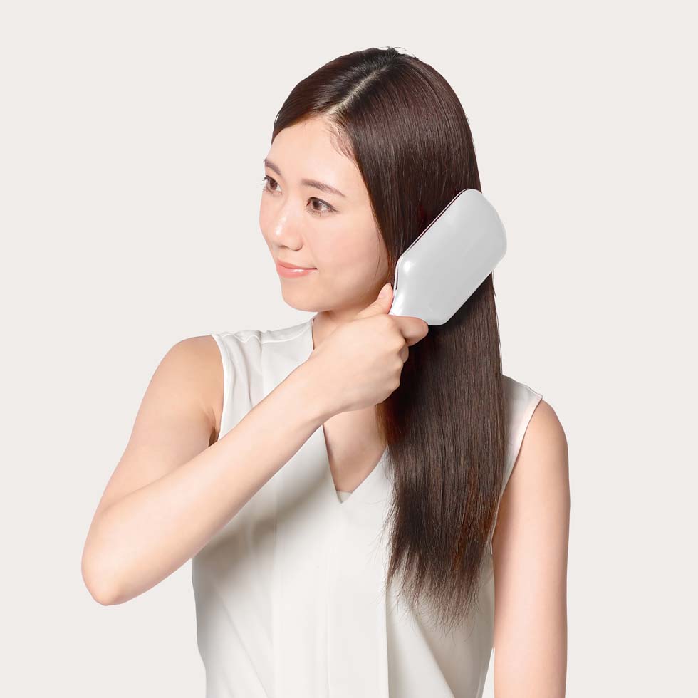 販売終了】マイナスイオンリセットブラシKBE-2400 | コイズミ