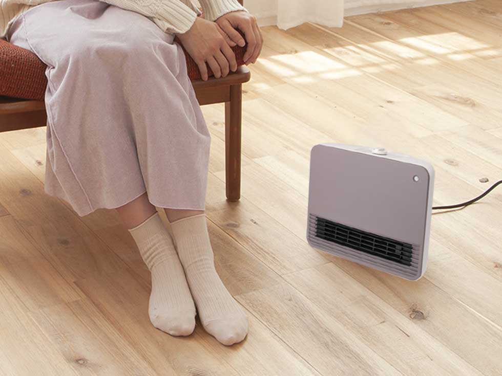 販売終了】セラミックヒーターKPH-1226 | コイズミオンラインショップ