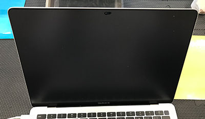 MacBook Air A2337 2020年式の液晶割れ【41580円】 | 液晶修理.Net