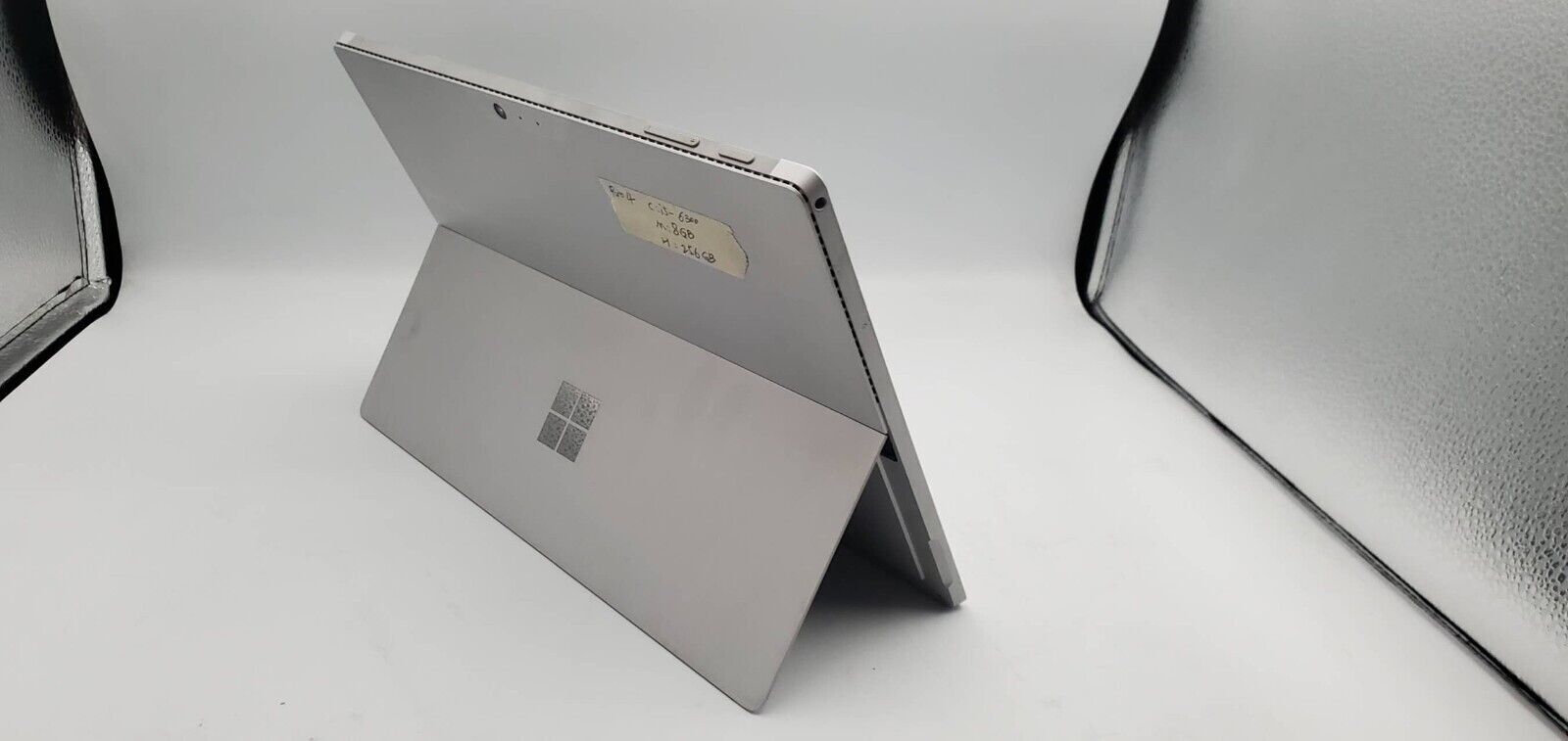 Microsoft Surface Pro 4 1724 12.3