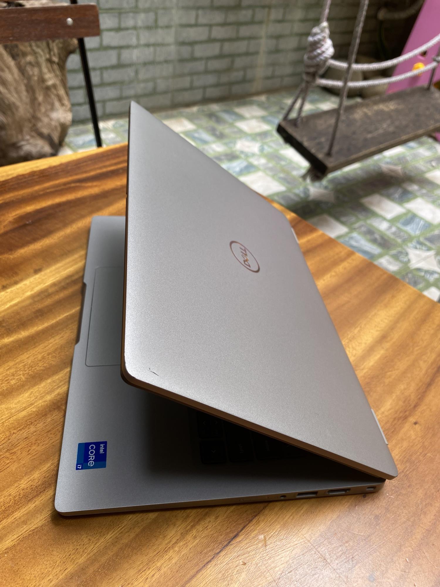 Dell Latitude 5521, core i7 11850H, 16G, 512G, MX450