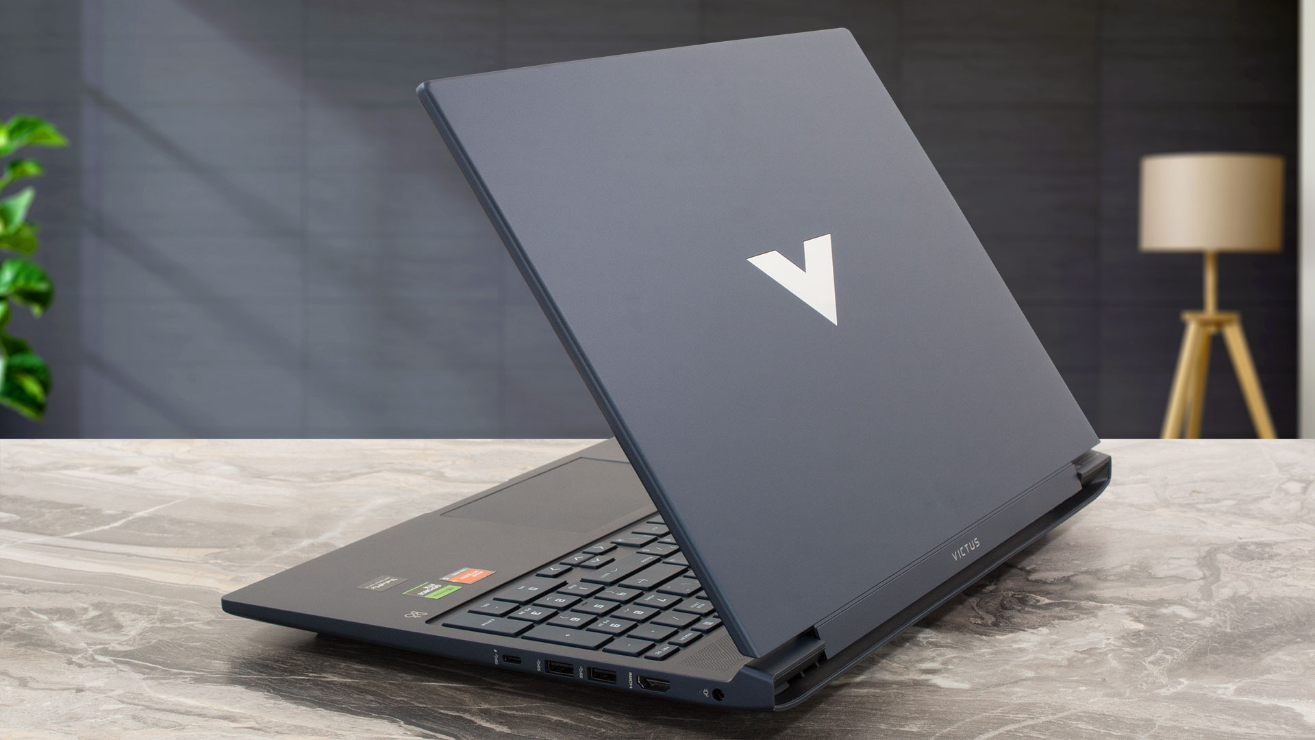 HP Victus 16 (16-s0000, 2023) review - efficient and powerful