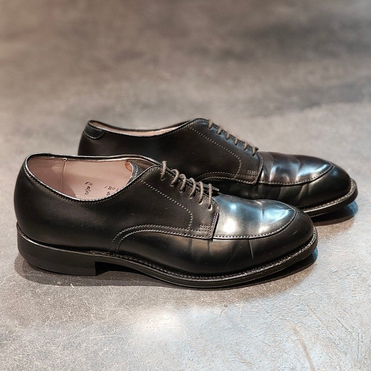 美品【ALDEN】オールデン×コンフォーマルシューストア 54332 Vチップ