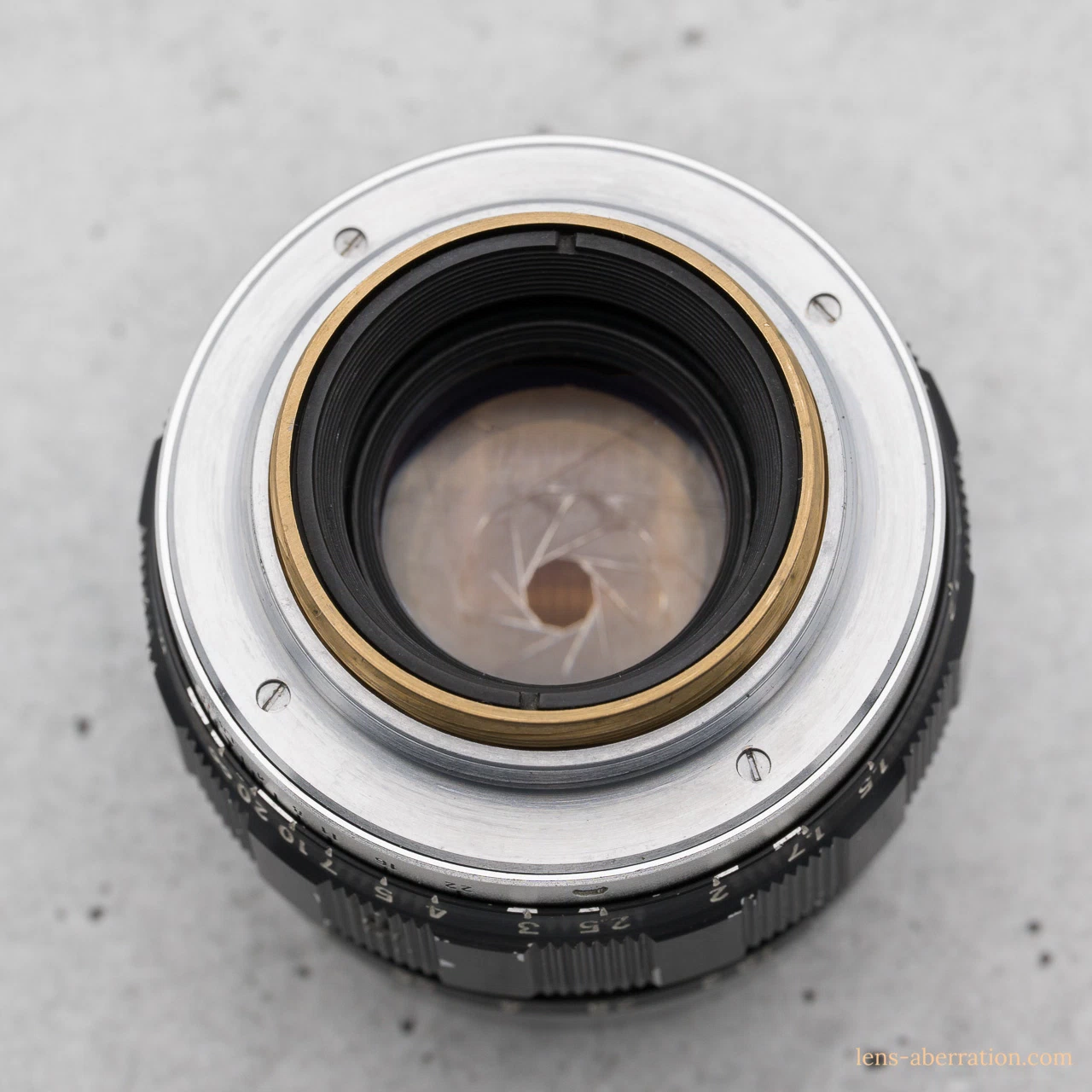 ミノルタ】SUPER ROKKOR 5cm F1.8 (L39) 外観レビュー | 収差Love