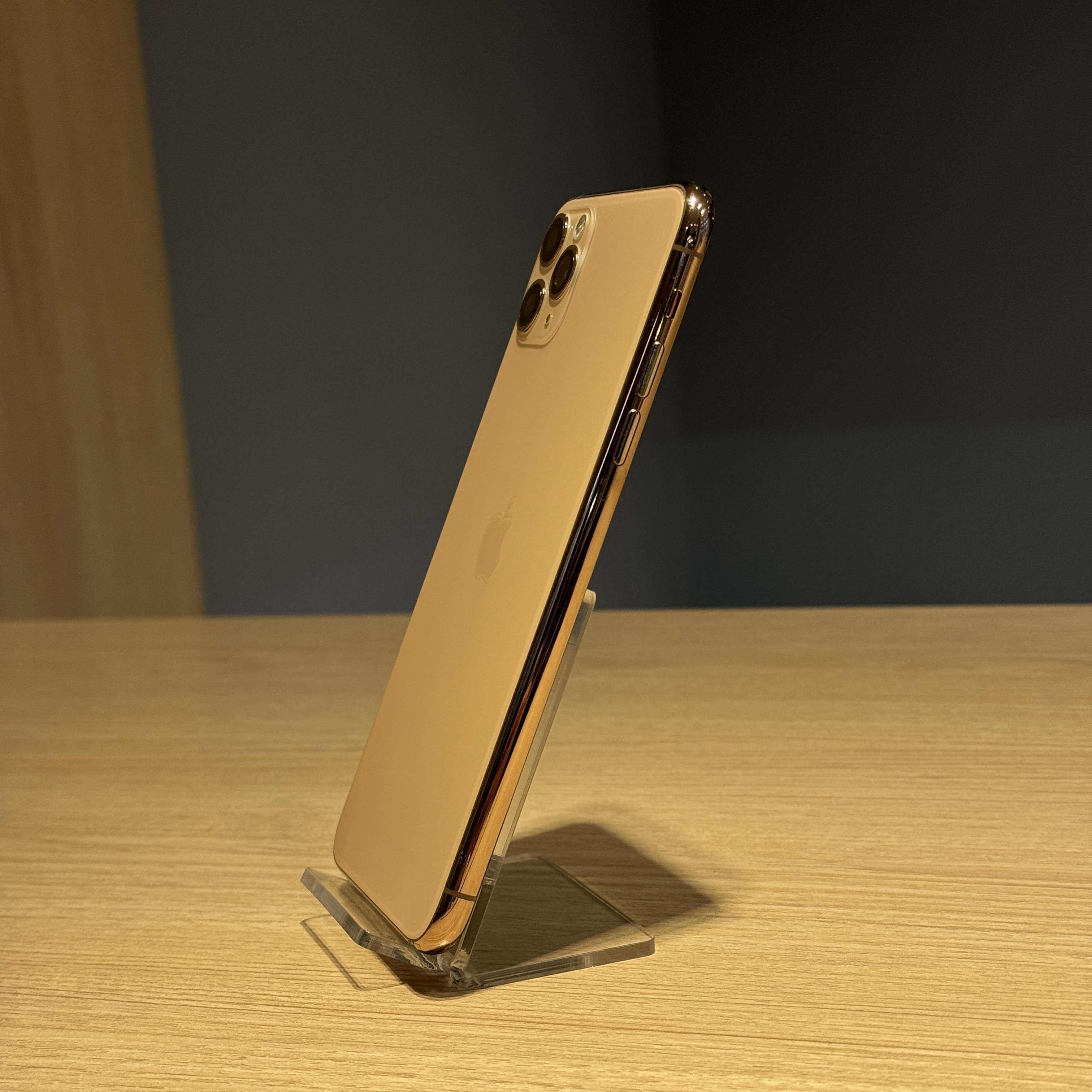 iPhone 11 Pro Max 64GB GOLD (seminovo) – LS