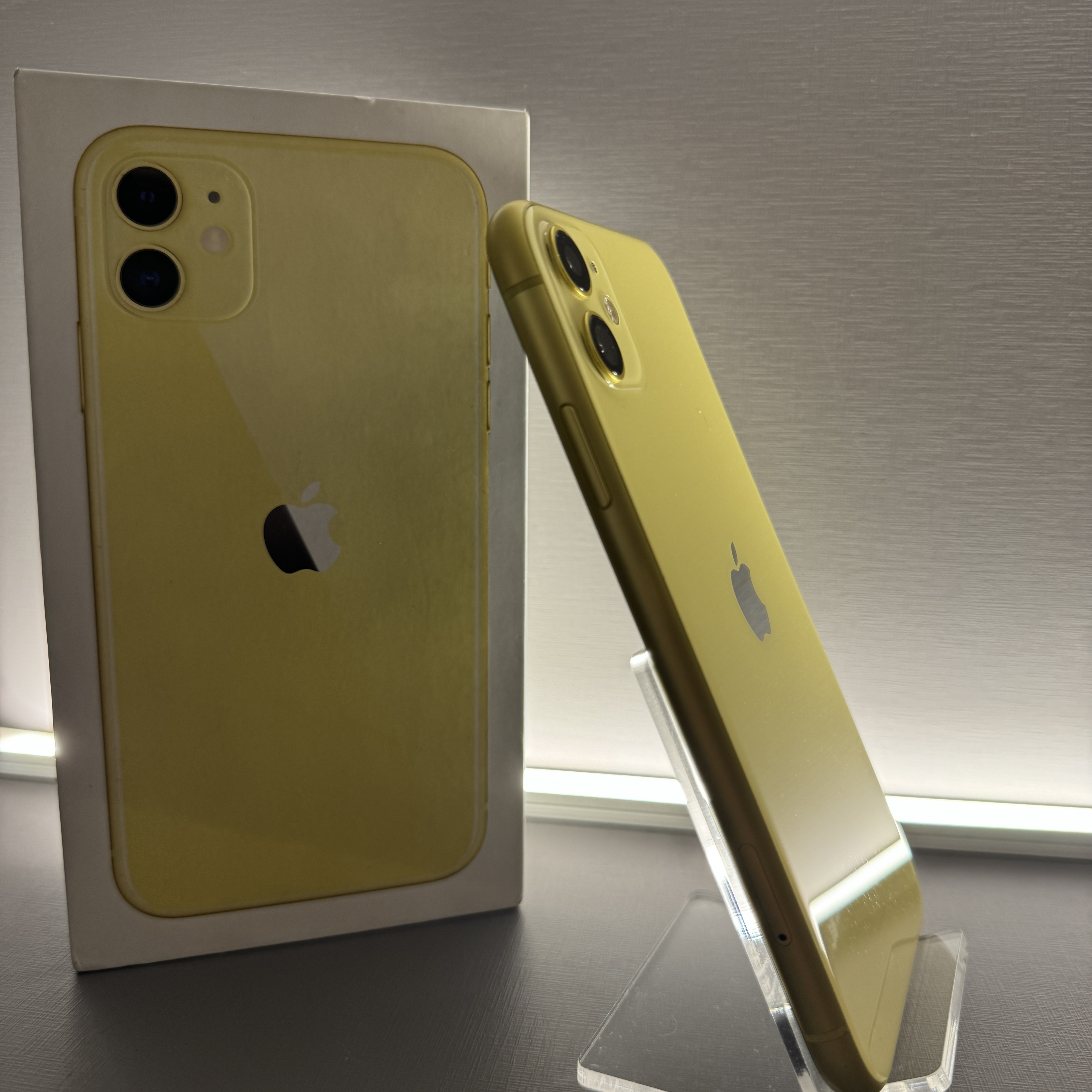 iPhone 11 128GB AMARELO (seminovo) – LS