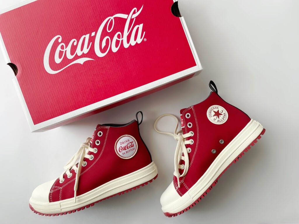 コンバース×コカ・コーラのコラボのハイカットスニーカーを購入