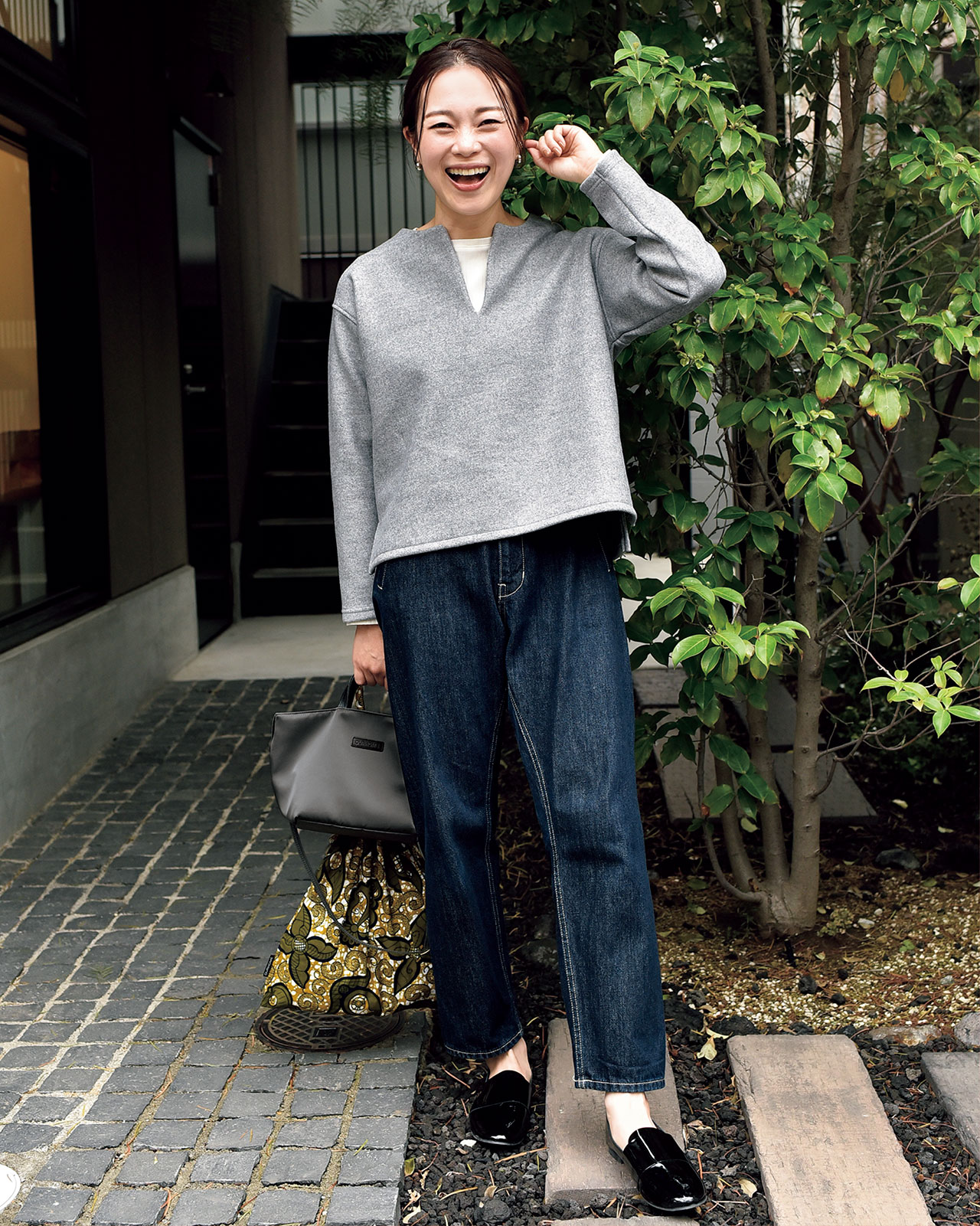 ハリ感素材のきれいめプルオーバー – OURHOME OURHOME ハリ感素材の