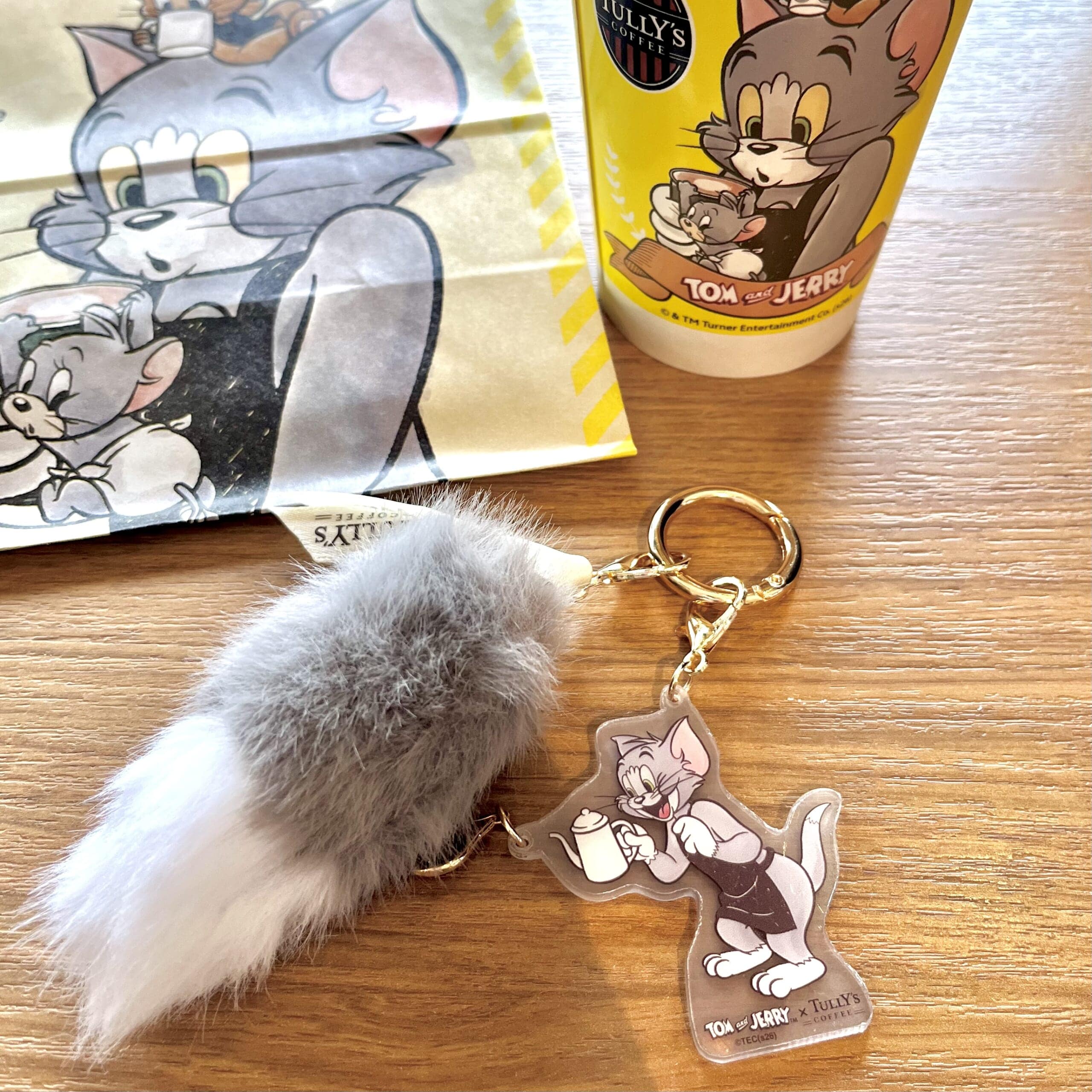 タリーズ】トムとジェリーコラボグッズをゲット♪ドリンクも飲んでき