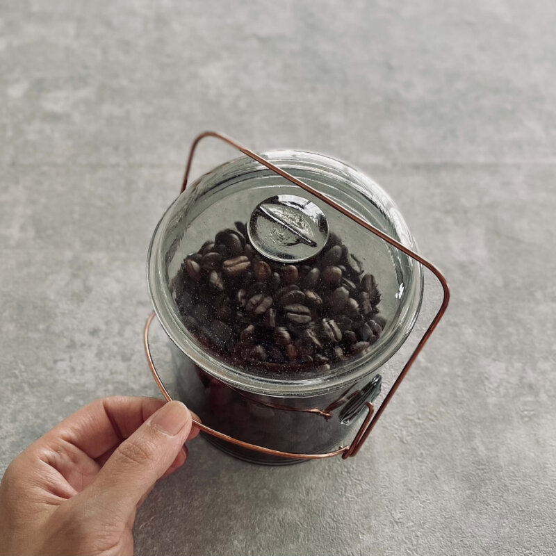 ピーター・アイビーのガラスジャー | LEE