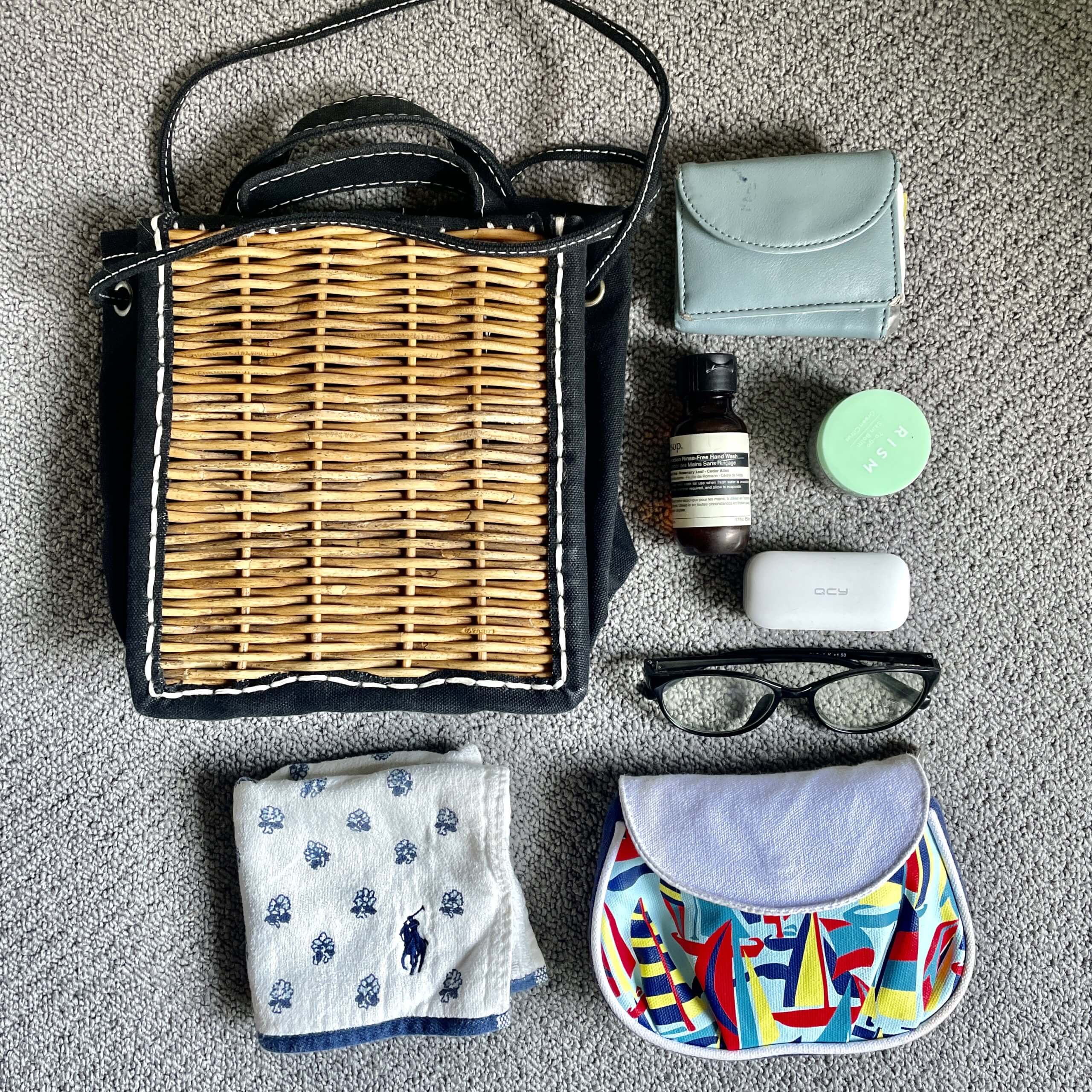 初eb.a.gosのバッグの中身と子連れコーデ | LEE