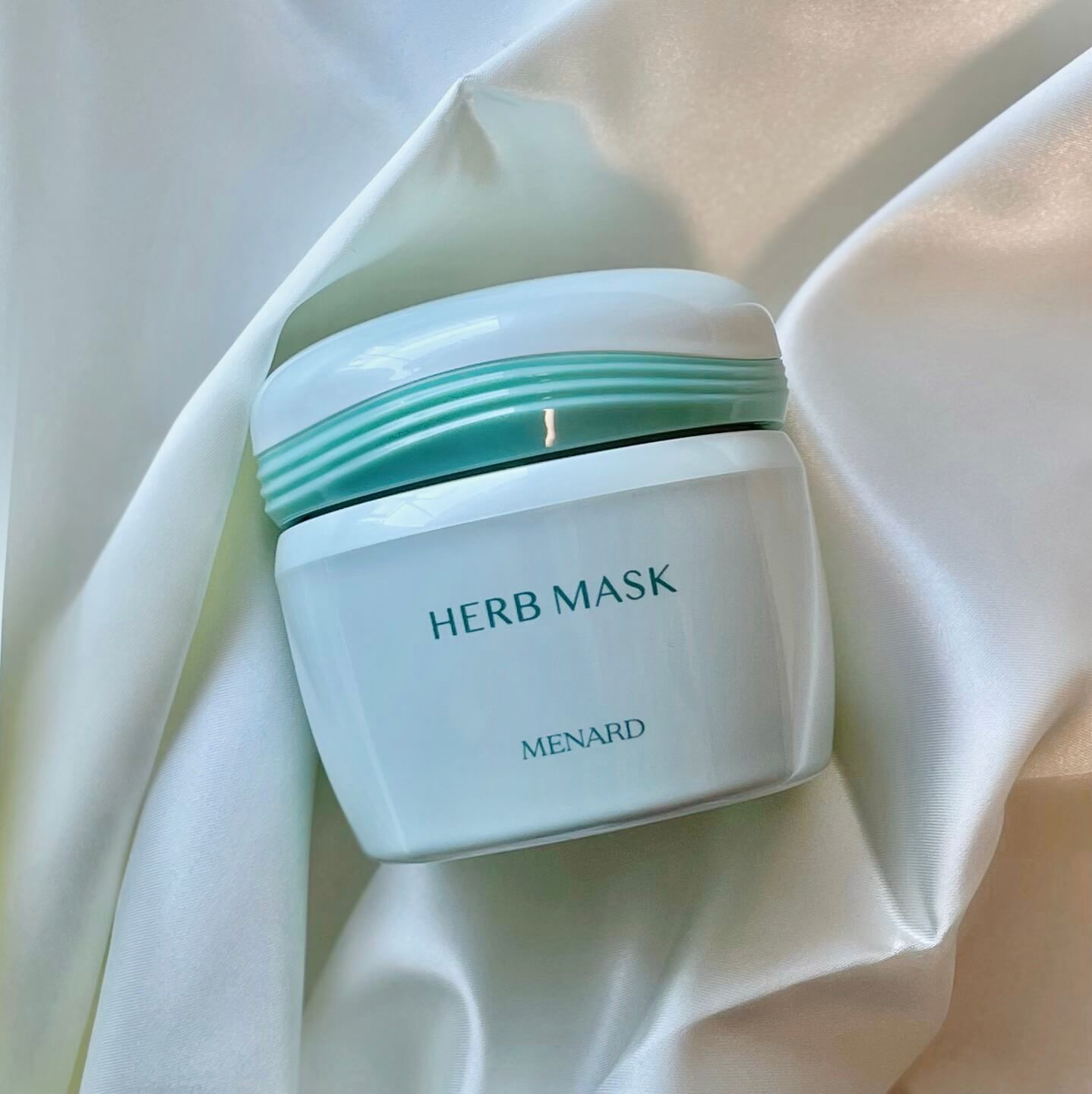 忙しい日々でも時短でスペシャルケアを！【メナード】ハーブマスク | LEE