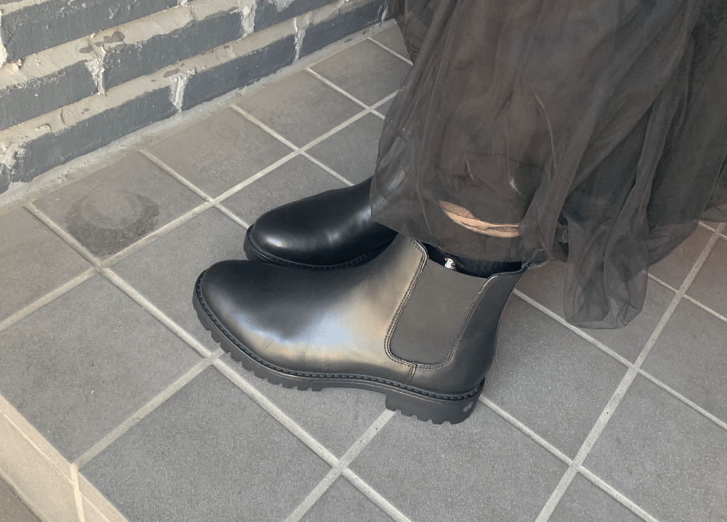 GU】リアルレザーサイドゴアブーツ購入しました！はじめまして。 | LEE