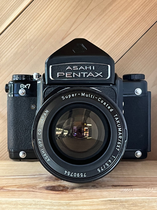 Pentax 6x7 Medium Format SLR Camera (8679) with 75mm f/4.5 Lens