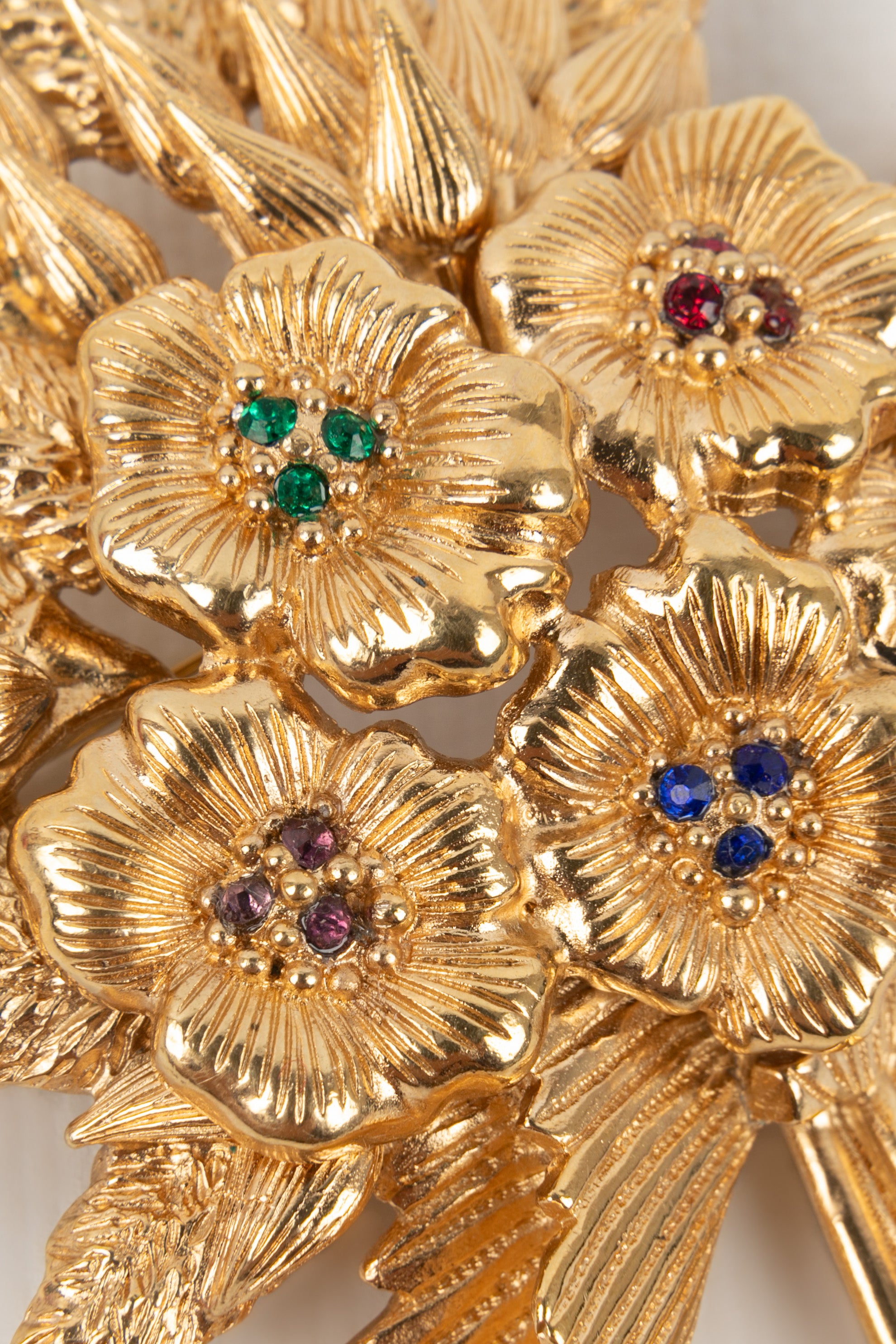 Dior flower brooch – Les Merveilles De Babellou