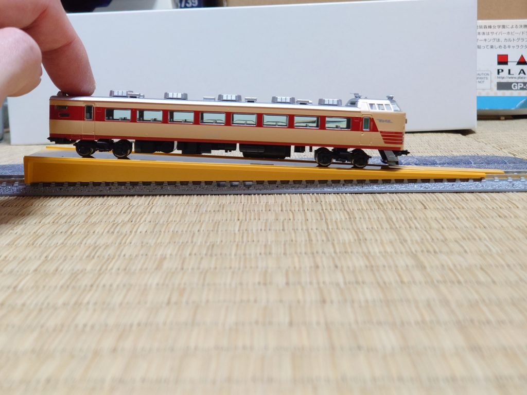 鉄道模型を始めよう！TOMIXの485系ベーシックセット紹介 | 模型大隊