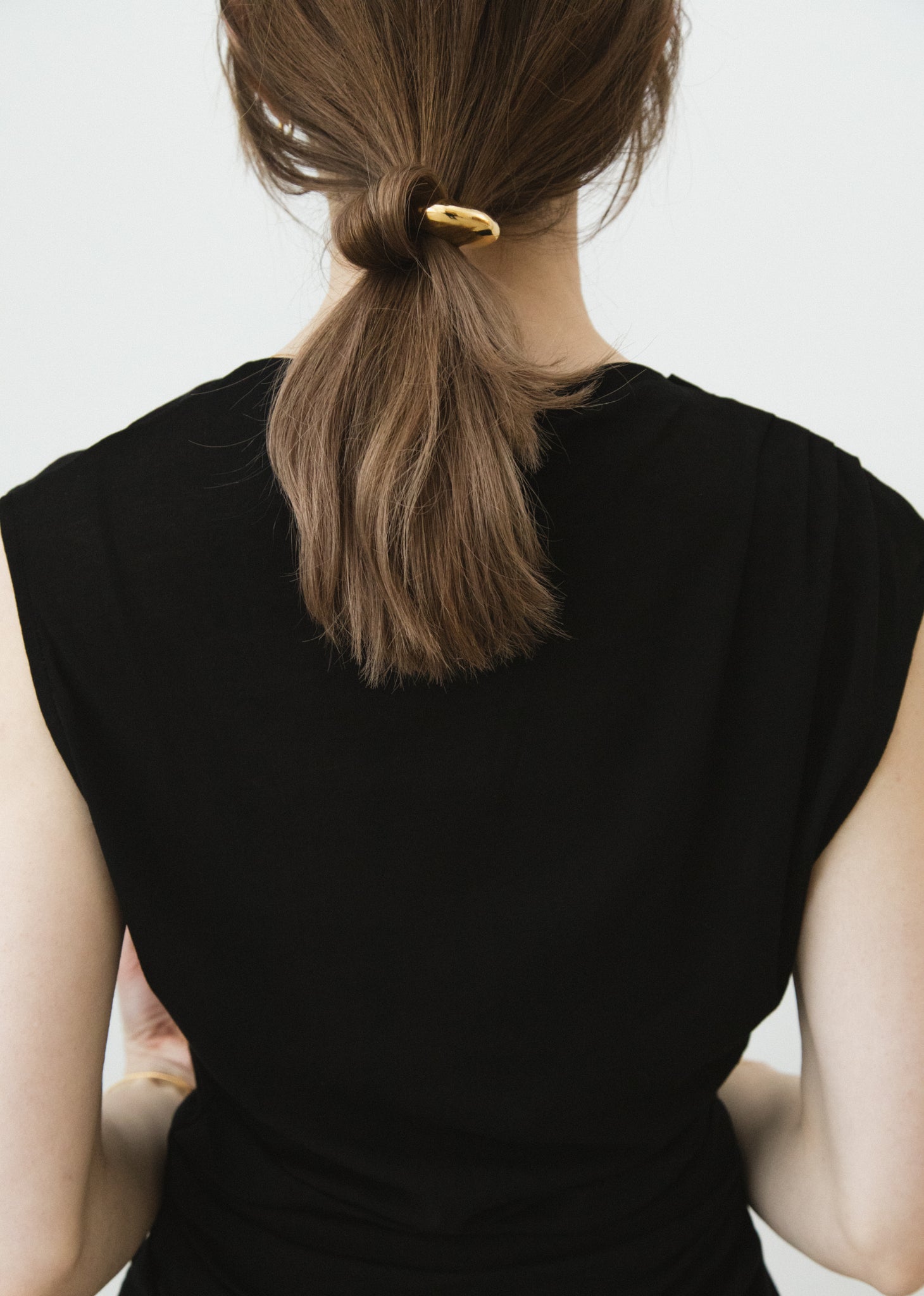 Crescent-HOOK(Gold) – LETICIA