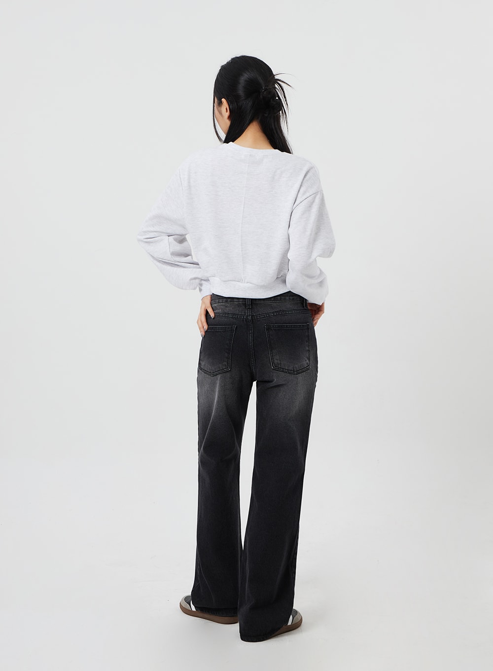 Mid-Rise Bootcut Jeans CF327 - Korean Women's Fashion | LEWKIN