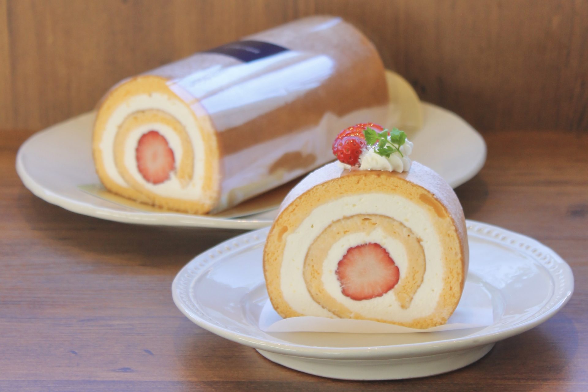 イチゴロールケーキ」好評販売中 - LIANTIQUE（リアンティーク）南流山店