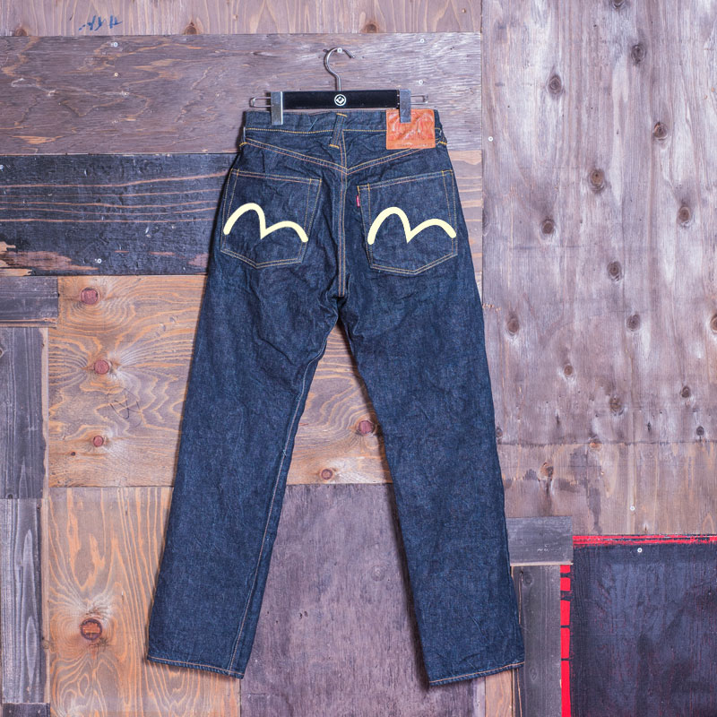 豪遊】ブランド買取ライフスタッフ タカハシが爆買いした「エヴィス