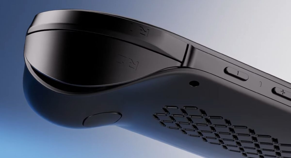 AYN Odin 2 Portal handheld game console with 7 inch, 120 Hz OLED