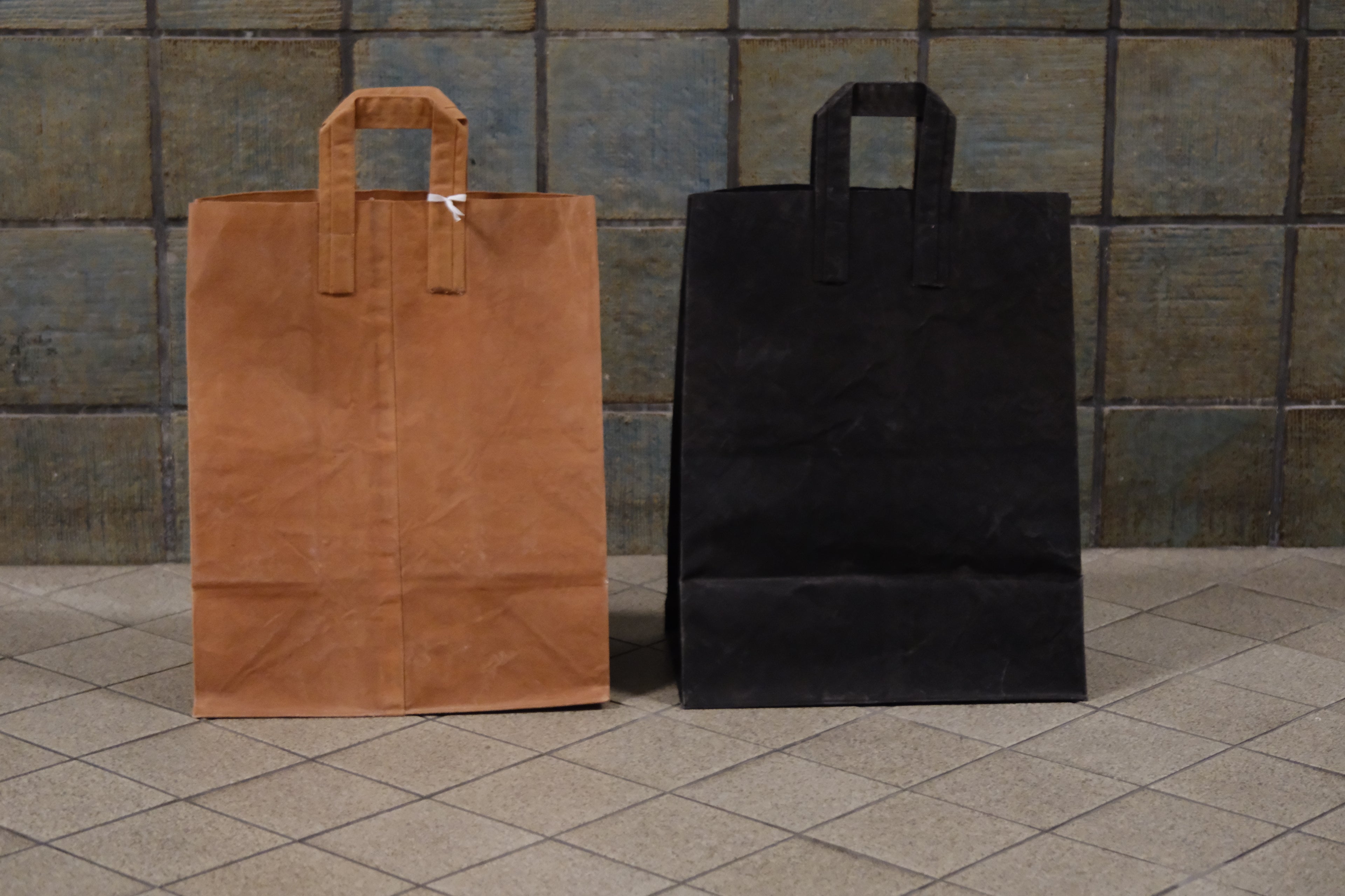 F654ECFA-9305-4B77-B8CF-