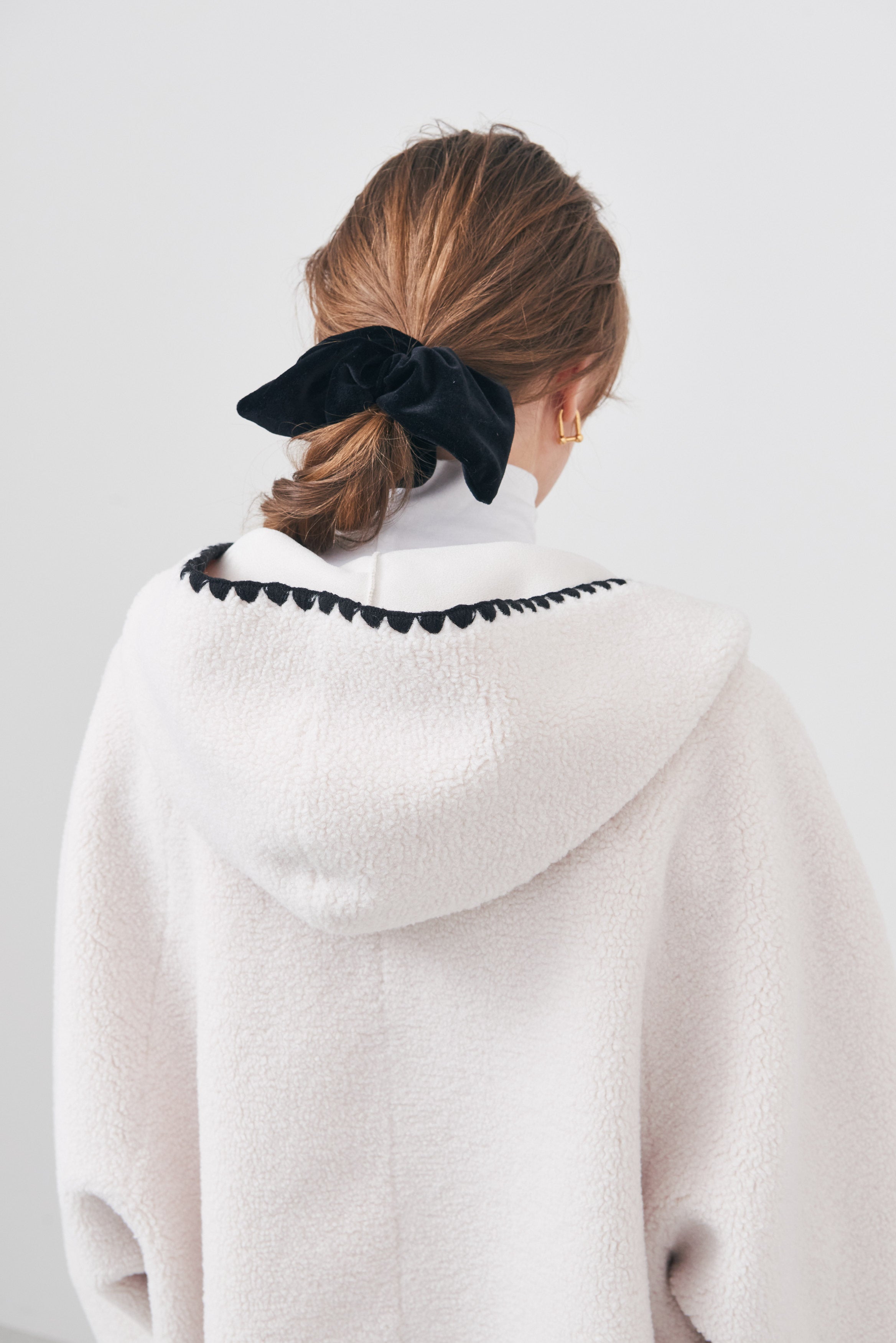 Scallop Boa Hoodie / Ivory – LIten.online