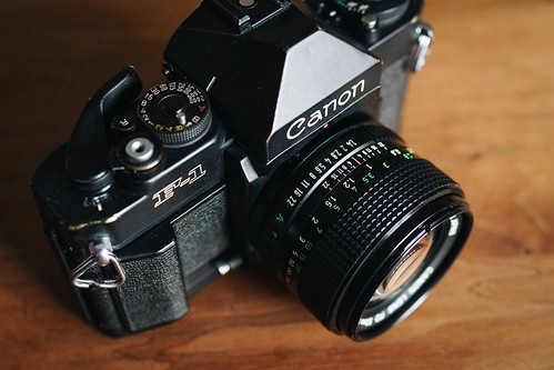空前のフィルムカメラブーム到来【Canon NEW F-1】│MasahiroMat.com