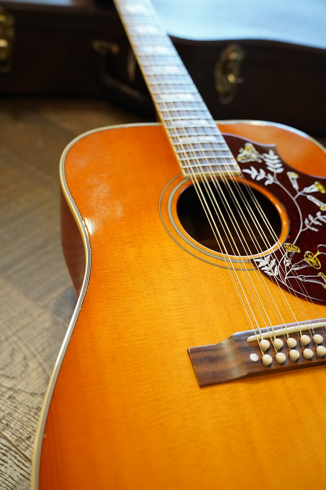 2017 Gibson Custom Shop Lightburst Hummingbird 12-String Natural