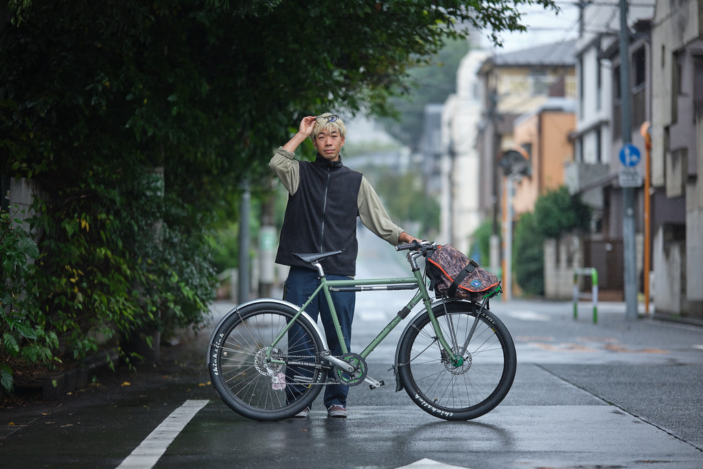 Issue's *SURLY* disc trucker / BUILT BY BLUE LUG - CUSTOMER'S BIKE