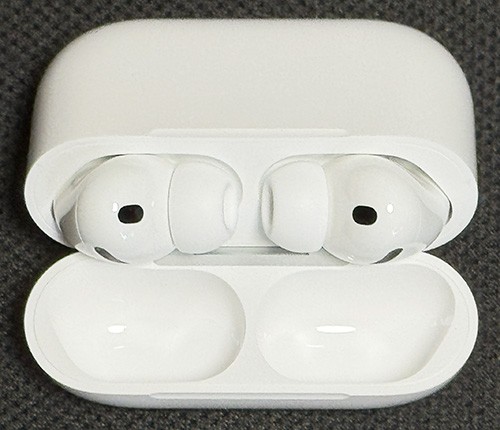 初売りセールで買った AirPods Pro 3 雑感 ～ 複数の Apple デバイスが