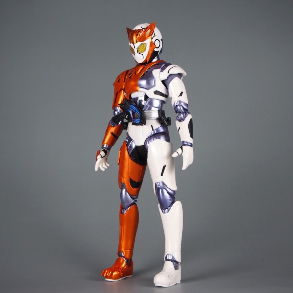 S.H.Figuarts 仮面ライダーバルキリー ラッシングチーター : 不玩全