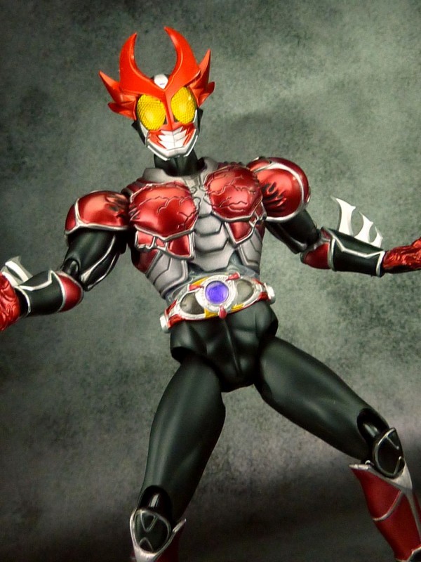 S.H.フィギュアーツ 仮面ライダーアギト シャイニングフォーム