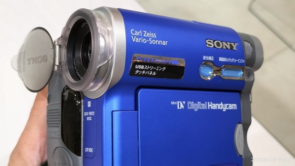 2003/平成15/SONY/DCR-TRV22/Handycam/ハンディカム/DV/2メガピクセル