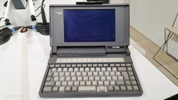 1989/平成1/TOSHIBA/DynaBook/J-3100SS 001モデル/初代ダイナブック