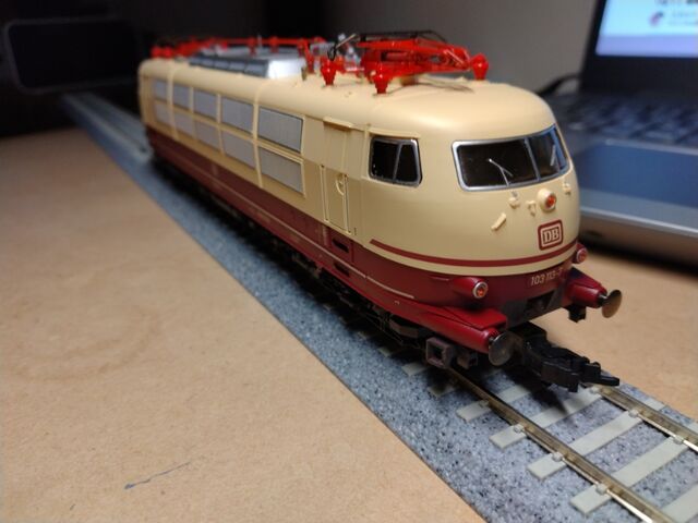 FLEISCHMANN HO DB BR103 ドイツ鉄道 103型電気機関車 : クローゼット