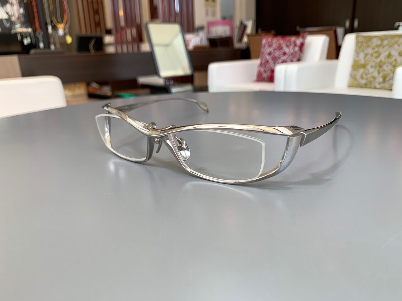 JAPONISM HIGH STAGE : メガネの松村