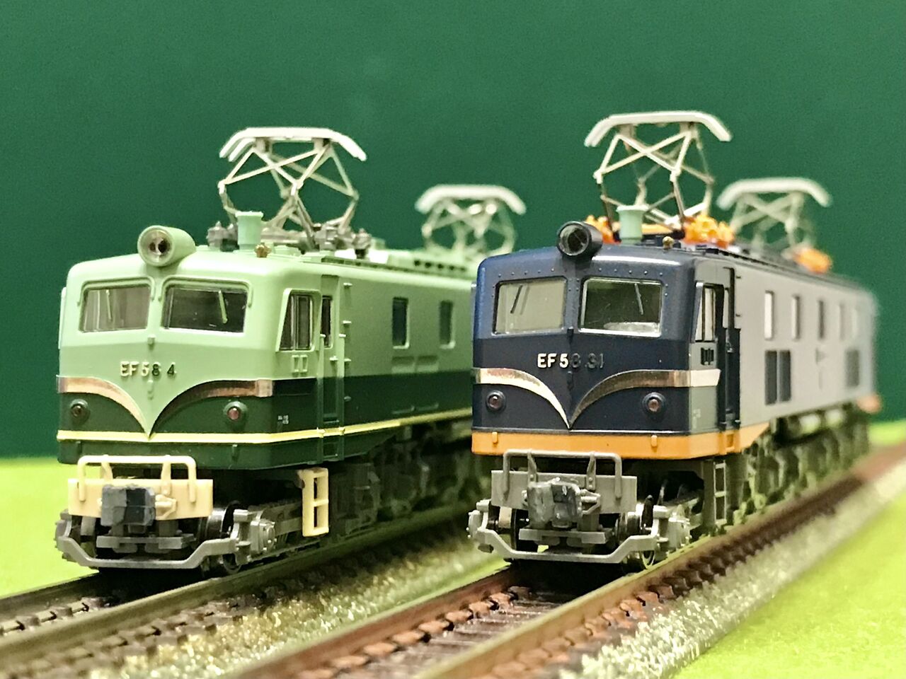 KATOの「EF58形 試験塗装機（4号機＆31号機）を並べてみました