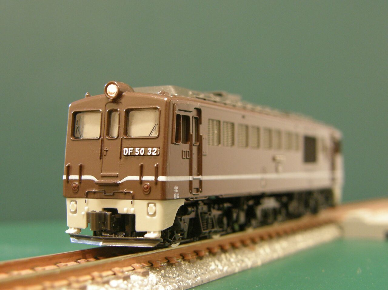 トミックス「DF50形・ブラウン」の入線整備。 : エヌゲ道 since 2015