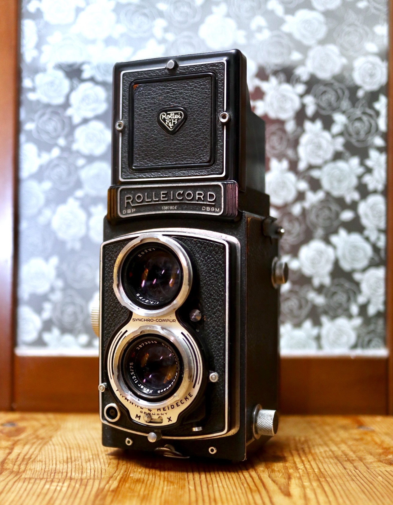 僕とRolleicord IV【令和初のIYHは中判でした】 : Ochan Photolog