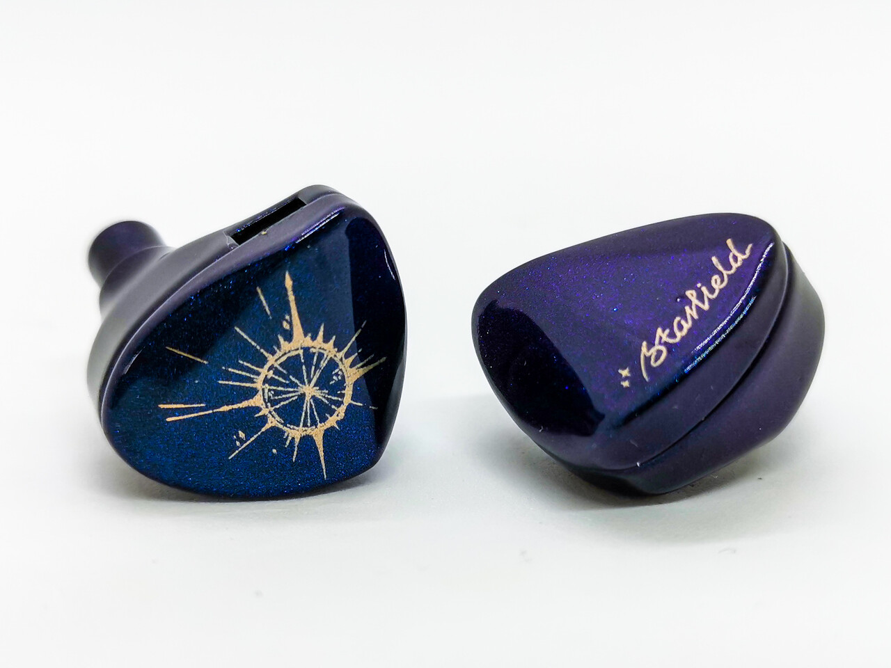 水月雨「Moondrop Starfield」 星空をイメージした金属シェルが美しい