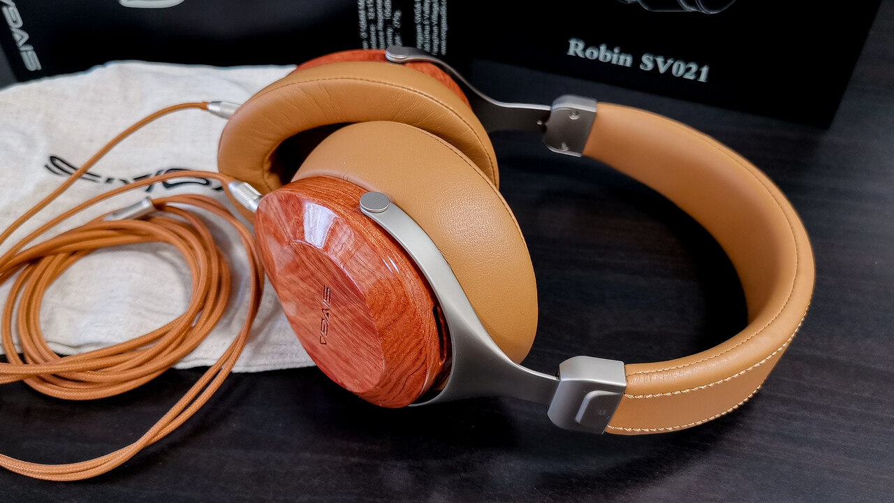 Sivga Robin SV021」 天然木を使った美しい外観とボーカルが映える