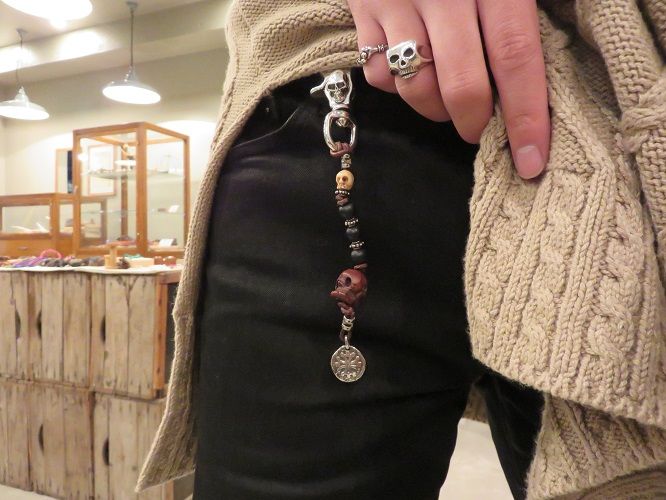 あの海賊達も愛用のキーチェーン入荷しました！！ : CHARCOAL*GREEN