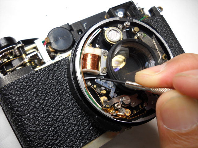 カメラ修理 ヤシカ エレクトロ35CC（後） : カメラ修理工房日記